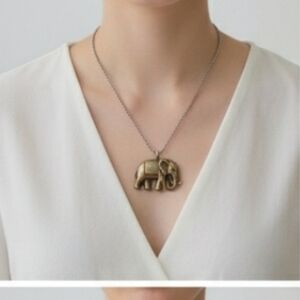 AG Gold Elephant Necklace